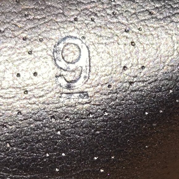 Pierre Dumas flat sandals with ankle strap/closure size 9 - Picture 8 of 9